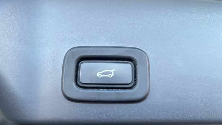 Land Rover Range Rover Evoque 2.0 P200 R-Dynamic SE 5dr Auto Petrol Hatchback